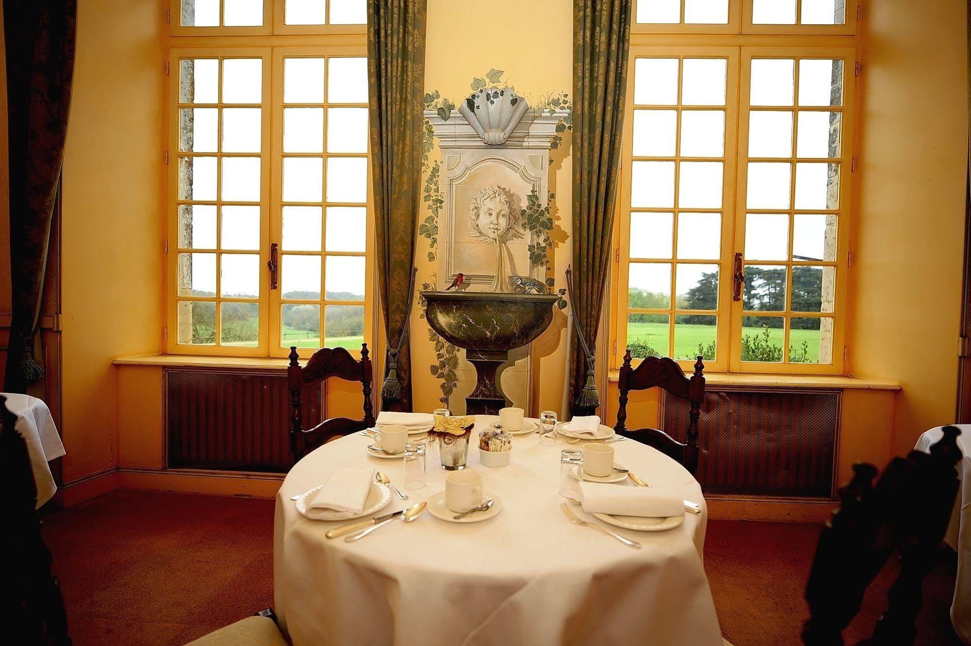 Chateau De Curzay ภายนอก รูปภาพ